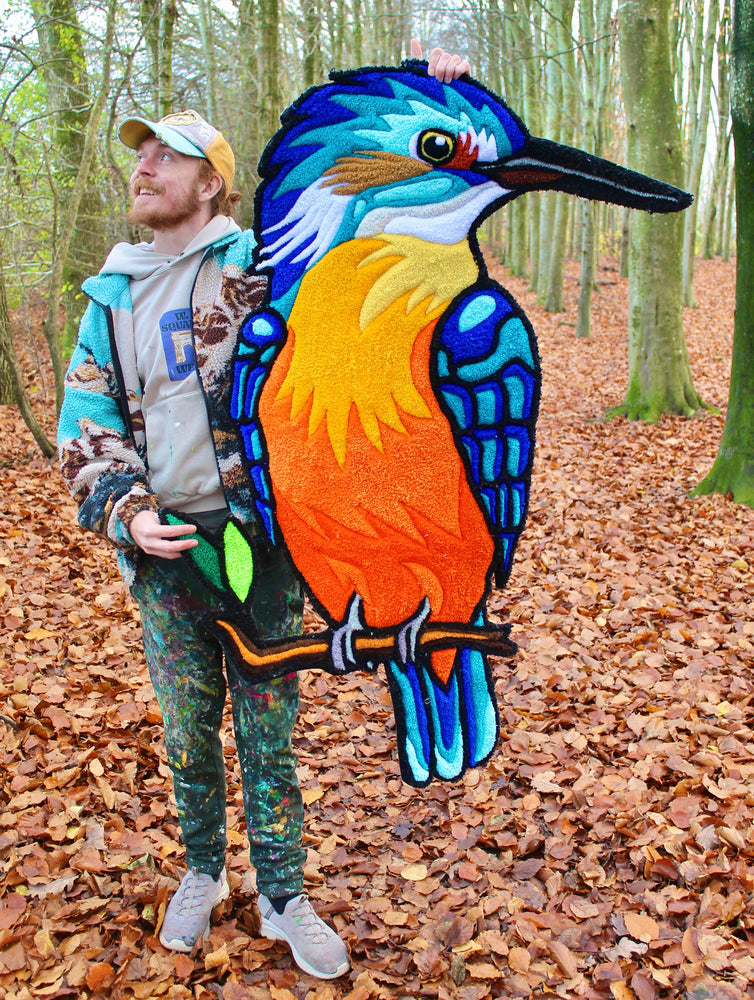 
                  
                    Load image into Gallery viewer, Kingfisher 140x80
                  
                